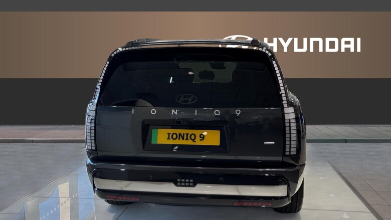 Hyundai IONIQ 9 226kW Calligraphy 110kWh 5dr AWD Auto Electric Estate